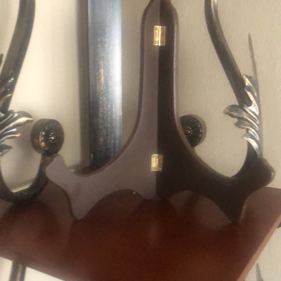 Home Essentials ceramic pie Plate with stand - Picture 5 of 6